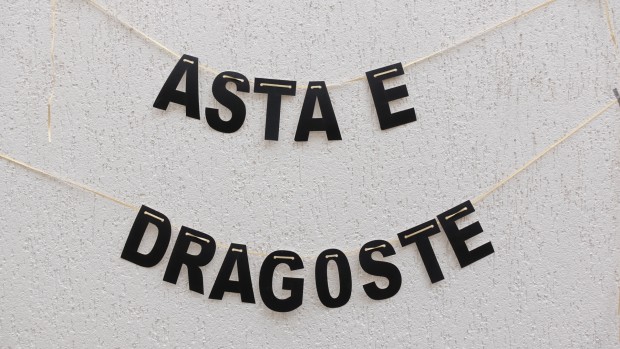 Garland "ASTA E DRAGOSTE"