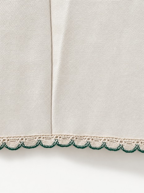 The Skirt with Three Green Moons